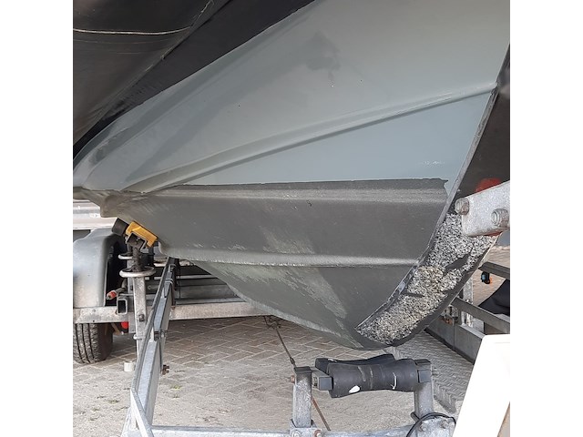 Rib rubberboot met volvo penta d4 260 en pega zb3500 trailer, duarry, cormoran730fb, 2007 - afbeelding 41 van  48