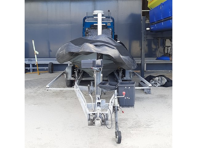 Rib rubberboot met volvo penta d4 260 en pega zb3500 trailer, duarry, cormoran730fb, 2007 - afbeelding 44 van  48