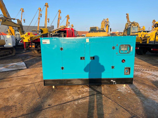 Ricardo gf-100 100kva ( 80kw) 3 phase silent noodstroomaggregaat - afbeelding 3 van  4