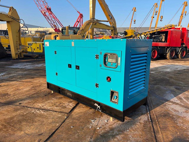 Ricardo gf-160 200kva ( 160kw ) 3 phase silent noodstroomaggregaat - afbeelding 3 van  6