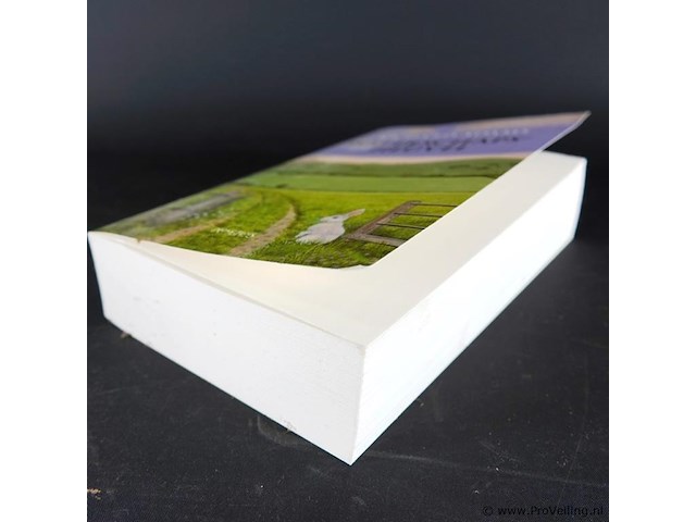 Richard adams. waterschapsheuvel - afbeelding 5 van  5