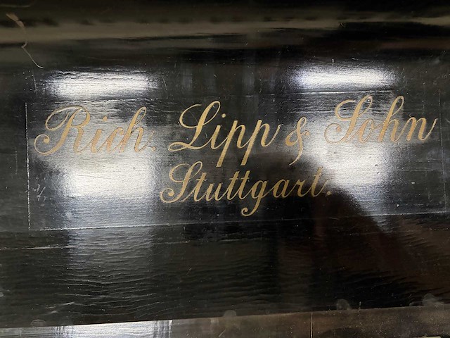 Richlipp&lohn stuttgart - houten piano - afbeelding 3 van  8
