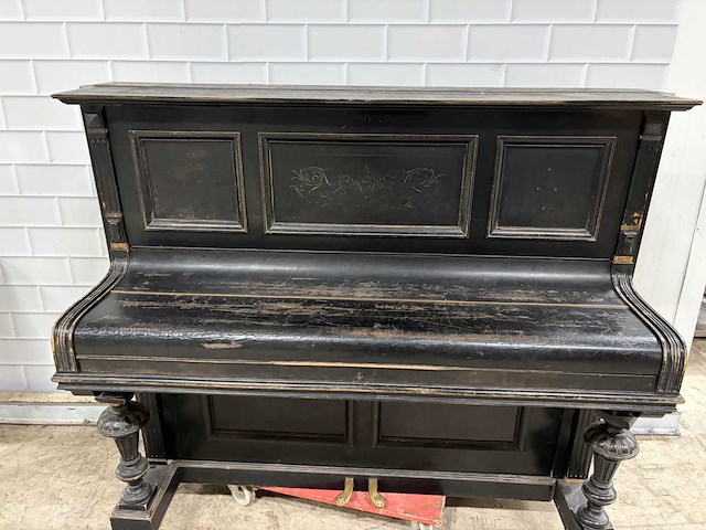 Richlipp&lohn stuttgart - houten piano - afbeelding 5 van  8