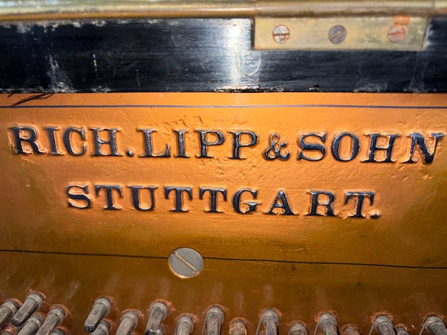 Richlipp&lohn stuttgart - houten piano - afbeelding 6 van  8
