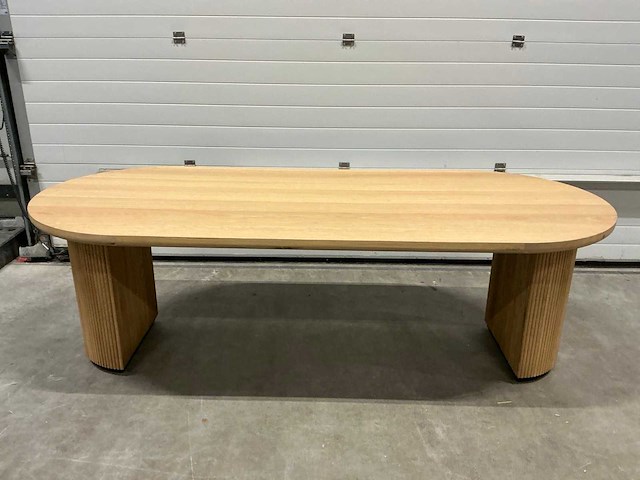 Richmond belfort 240 base eetkamertafel - afbeelding 2 van  3
