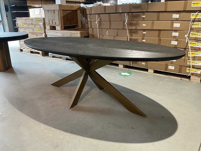 Richmond interiors blackbone brass eetkamertafel 230cm - afbeelding 1 van  5