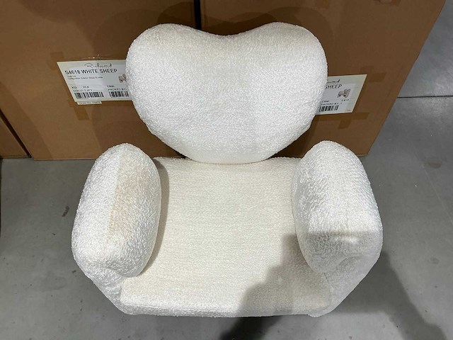 Richmond interiors didi sheep white lounge stoel - afbeelding 3 van  4