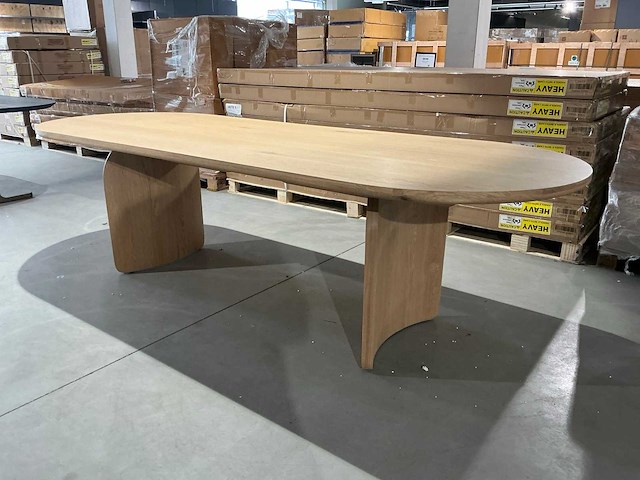 Richmond interiors fairmont natural eetkamertafel 270cm - afbeelding 1 van  5