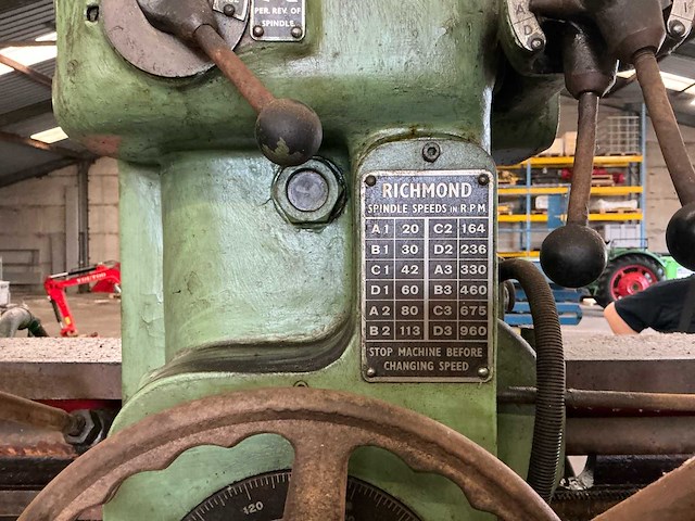 Richmond radiaalboormachine – 48" capaciteit – 20-960 t/min - afbeelding 12 van  14