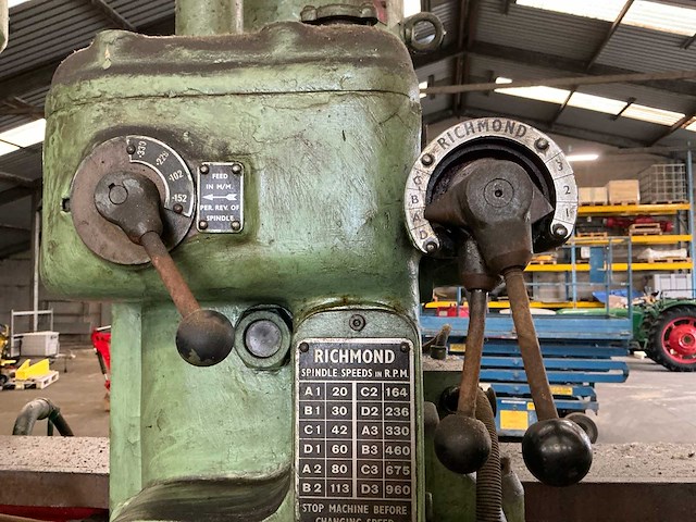 Richmond radiaalboormachine – 48" capaciteit – 20-960 t/min - afbeelding 13 van  14