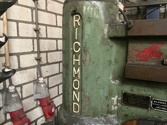 Richmond s.r.2 kolomboormachine - afbeelding 9 van  17
