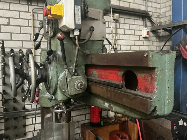 Richmond s.r.2 kolomboormachine - afbeelding 12 van  17