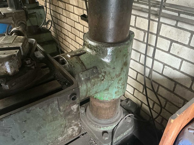 Richmond s.r.2 kolomboormachine - afbeelding 15 van  17