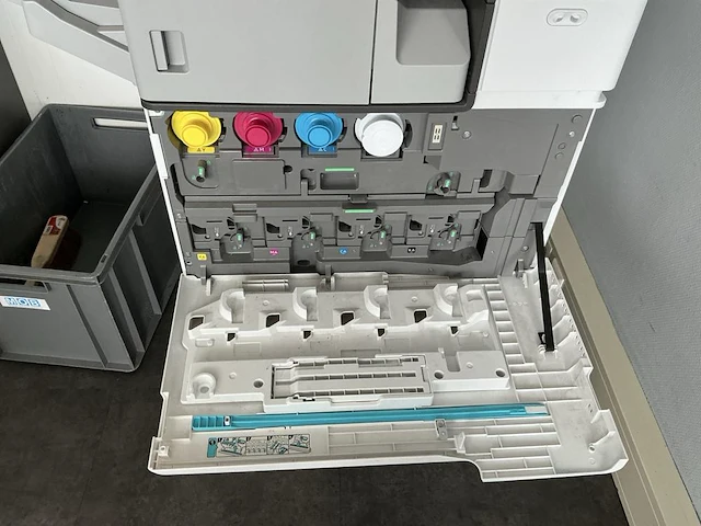 Ricoh im c2000 kleurenlaserprinter - afbeelding 8 van  8