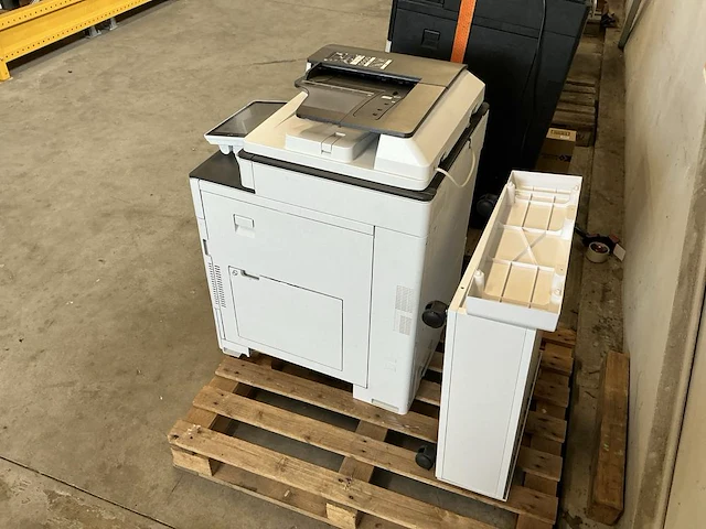 Ricoh im c2000 multifunctional printer - afbeelding 6 van  6