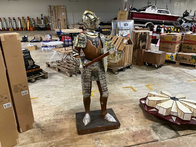 Ridder ter decoratie - afbeelding 1 van  3