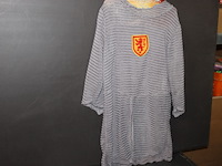 Ridderkostuum5 tot 7 jaar 1x in kr 13 - afbeelding 3 van  3