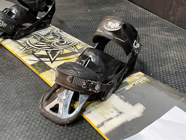 Ride snowboards control snowboard - afbeelding 4 van  8