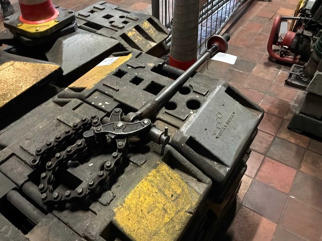 Ridged rioolbuis snijder knipketting - afbeelding 1 van  3