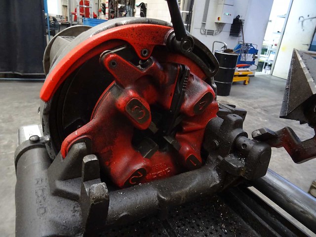 Ridgid - 1233 - draadsnijmachine - afbeelding 6 van  10