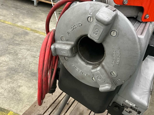 Ridgid - 300 compact - draadsnijmachine - afbeelding 7 van  16