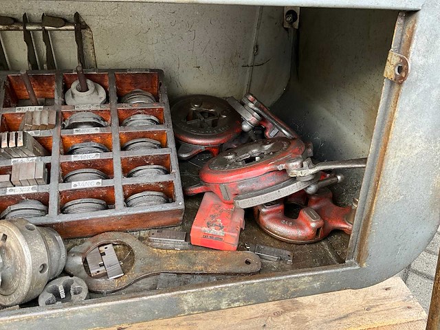 Ridgid - 535 - draadsnijmachine - afbeelding 9 van  19