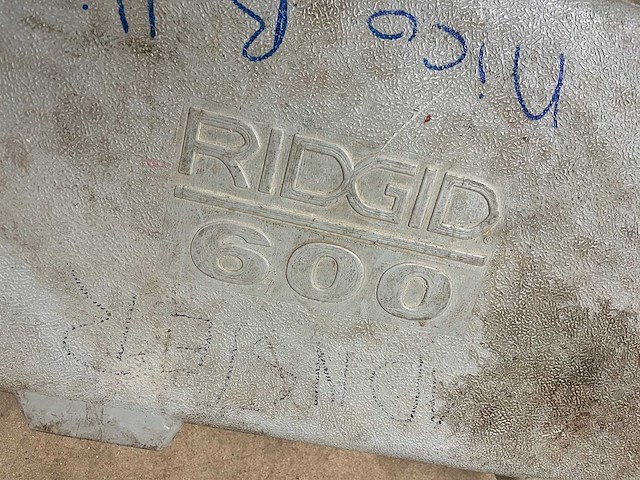 Ridgid - model 600 - draadsnijmachine in koffer (2x) - afbeelding 4 van  4