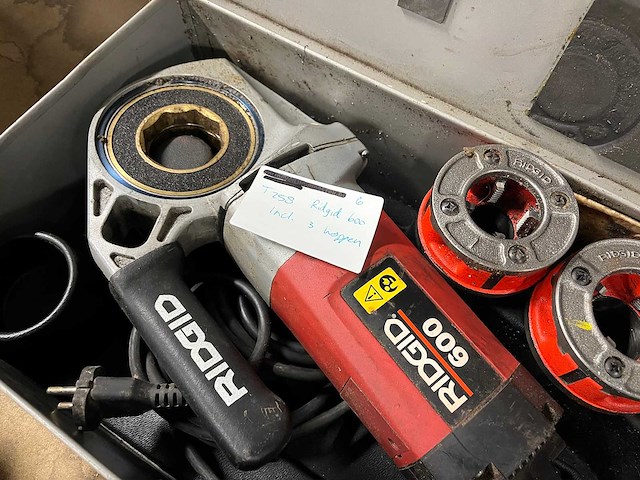 Ridgid - model 600 - draadsnijmachine met 3 draadsnijkoppen - afbeelding 3 van  4