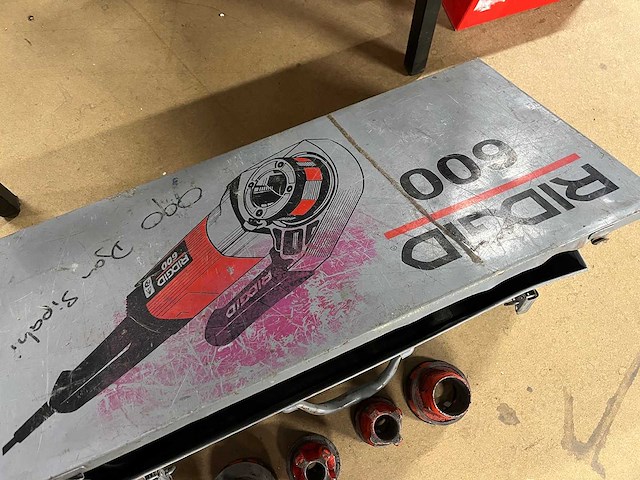 Ridgid - model 600 - draadsnijmachine met 5 draadsnijkoppen - afbeelding 6 van  6