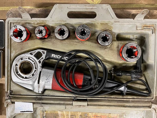 Ridgid - model 600 - draadsnijmachine met 6 draadsnijkoppen - afbeelding 1 van  6