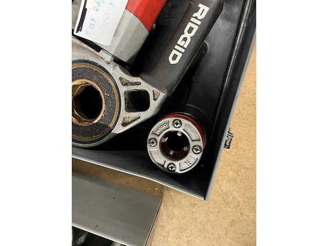 Ridgid - model 600 - draadsnijmachine met 7 draadsnijkoppen - afbeelding 5 van  6