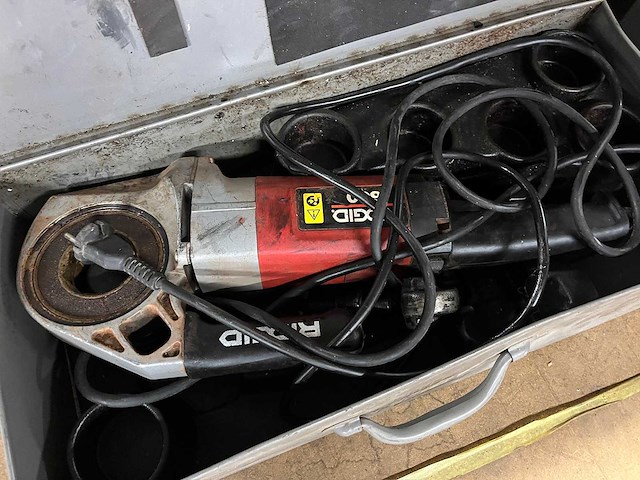 Ridgid - model 600 - draadsnijmachine met draadsnijkoppen (2x) - afbeelding 4 van  7