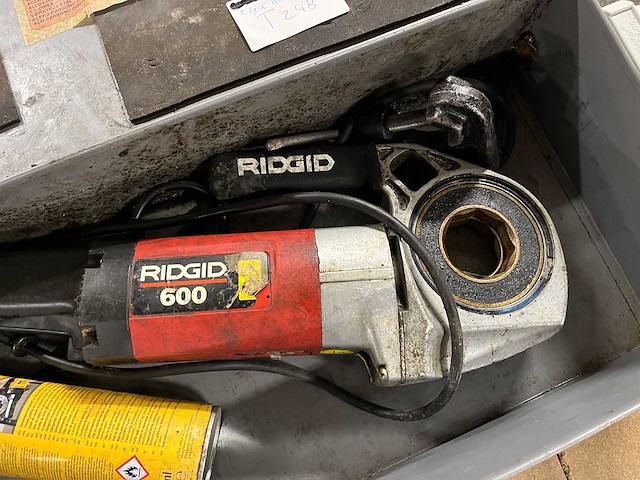 Ridgid - model 600 - draadsnijmachine - afbeelding 2 van  4