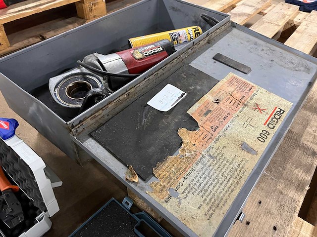 Ridgid - model 600 - draadsnijmachine - afbeelding 4 van  4