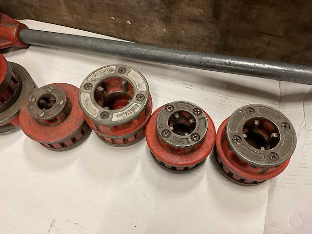 Ridgid 12-r draadsnijset - afbeelding 3 van  3