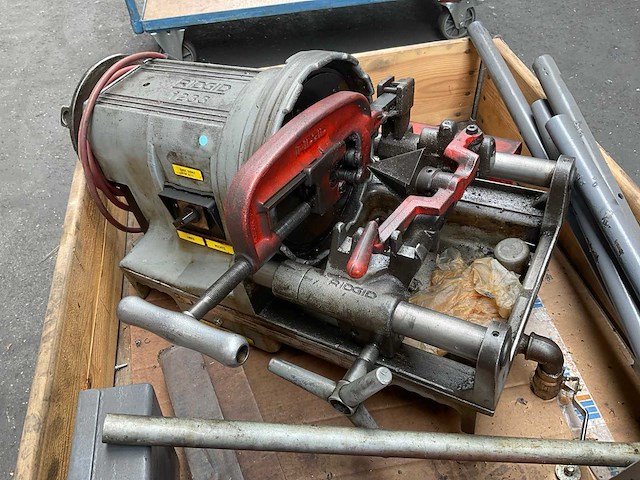Ridgid 1233 draadsnijmachine - afbeelding 1 van  4