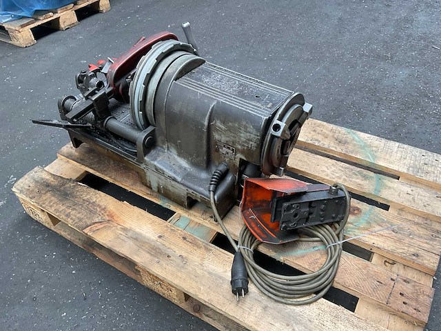 Ridgid 1233 draadsnijmachine - afbeelding 3 van  8