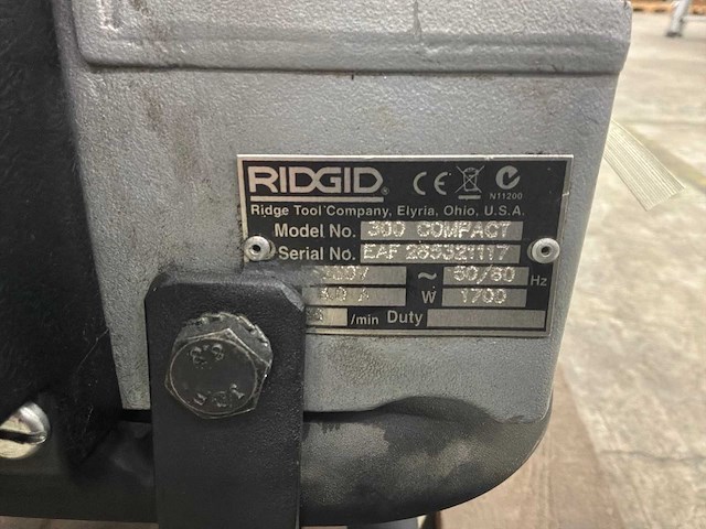 Ridgid 300 compact draadsnijmachine - afbeelding 6 van  14