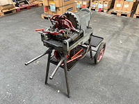 Ridgid 300 compact verrijdbare draadsnijmachine - afbeelding 4 van  9