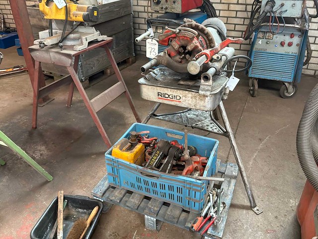 Ridgid 300 draadsnijmachine - afbeelding 1 van  7