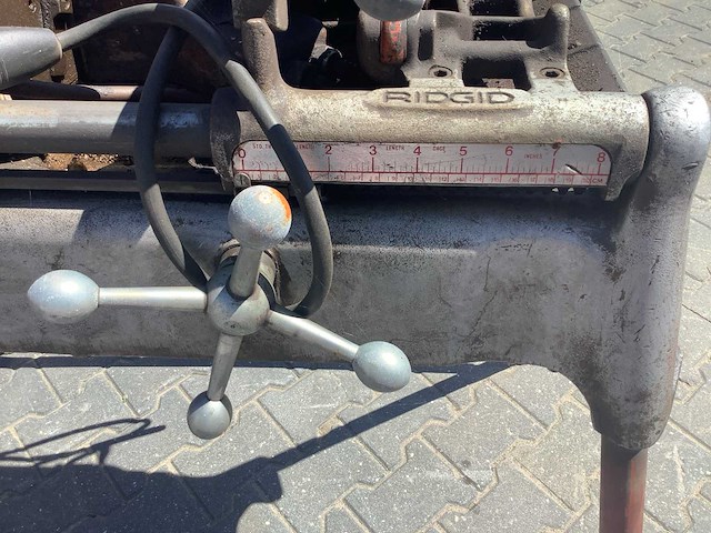 Ridgid 535 draadsnijmachine - afbeelding 7 van  7