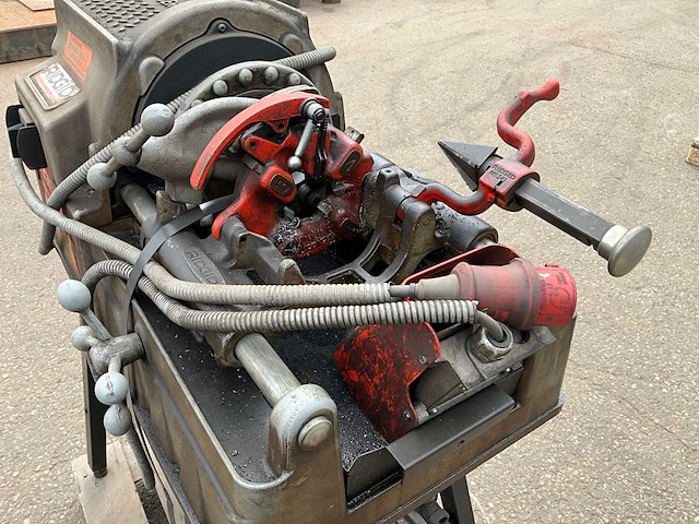 Ridgid 535 draadsnijmachine - afbeelding 5 van  10