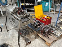 Ridgid 535 draadsnijmachine - afbeelding 1 van  9