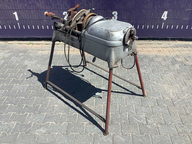 Ridgid 535 draadsnijmachine - afbeelding 1 van  9