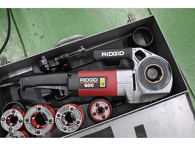 Ridgid 600 draadsnijmachine - afbeelding 2 van  5