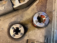 Ridgid 690 draadsnijmachine - afbeelding 7 van  8