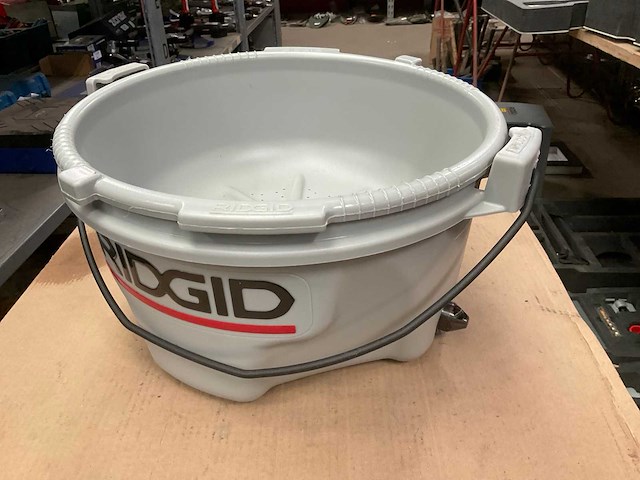 Ridgid oliereservoir- en emmerunit - afbeelding 1 van  4