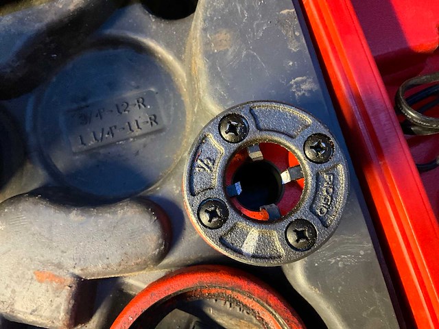 Ridgid r200 draadsnijset - afbeelding 6 van  6