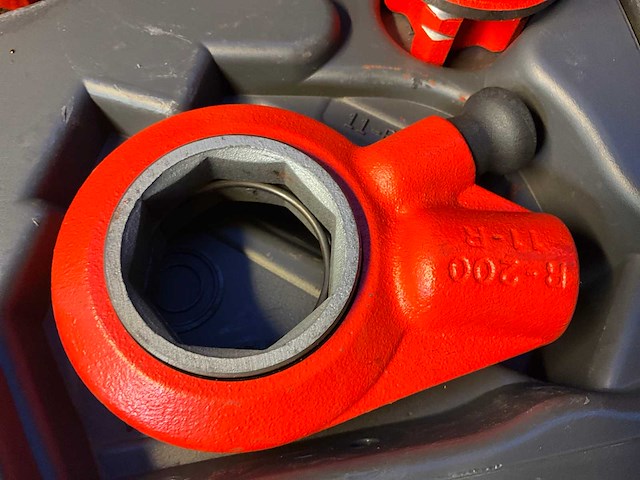 Ridgid r200 draadsnijset - afbeelding 2 van  6