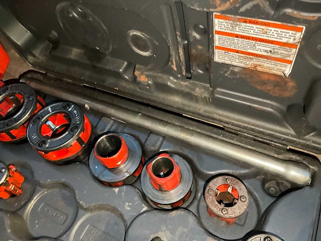 Ridgid r200 draadsnijset - afbeelding 2 van  5